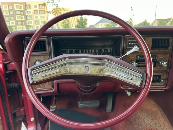 Ford LTD Landau, 1977